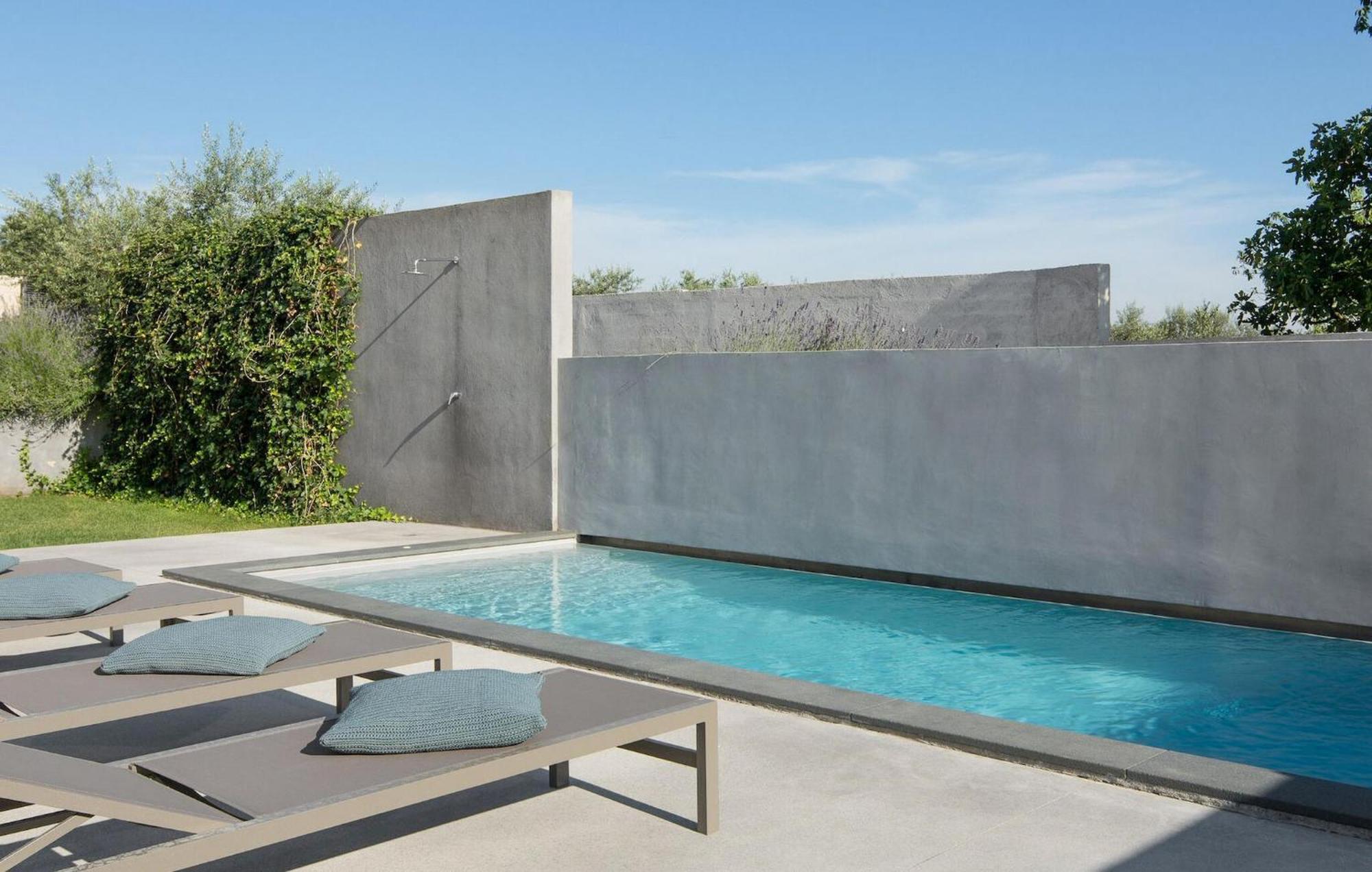 Cozy Home In Tinjan With Outdoor Swimming Pool Exterior photo
